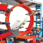 HOT WHEELS Garage ultime avec attaque de requin, incl. 2 voitures