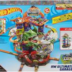 Ultimativer Garagenangriff des T-Rex-Roboters, inklusive 2 Autos, Hot Wheels