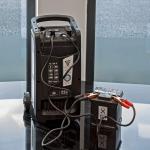 Booster, caricabatteria auto, BAC-1000 ST, modalità 12/24V, 1000 Ah, 90A, funzione jump-start, STAHLWERK