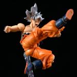 Dragon Ball Z, Son Goku, capelli grigio, figure anime, snodabile, 16 cm, modello manga da collezione, con volti, mani e armi