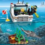 LEGO City, Tauchjacht, mit Taucher-Minifiguren, Meerestieren und Schwertfisch, Kinderset, ab 5 Jahren, 60221