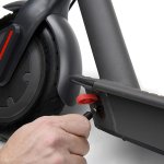 Ducati, Monopattino Elettrico, modello Pro 1 Evo, Motore 350W Brushless, Batteria autonomia fino 25 Km., Ruote 8,5" camera d'aria, Bluetooth per interagire con APP dedicata
